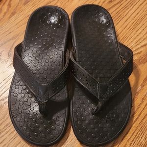 Vionic Sandles Flip Flops Size 9.5